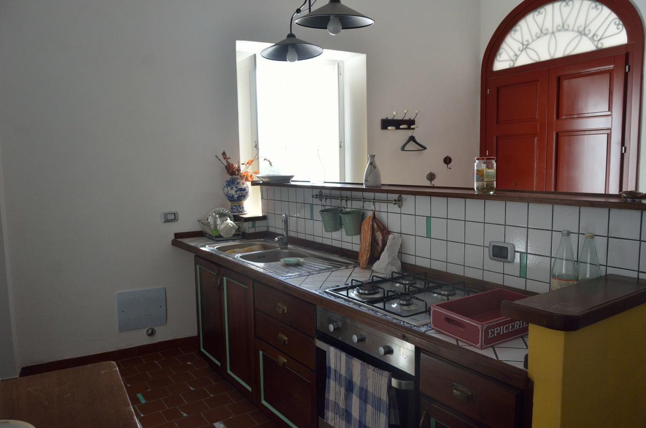 Il Giardino Del Sole Bed & Breakfast Roccarainola Bagian luar foto
